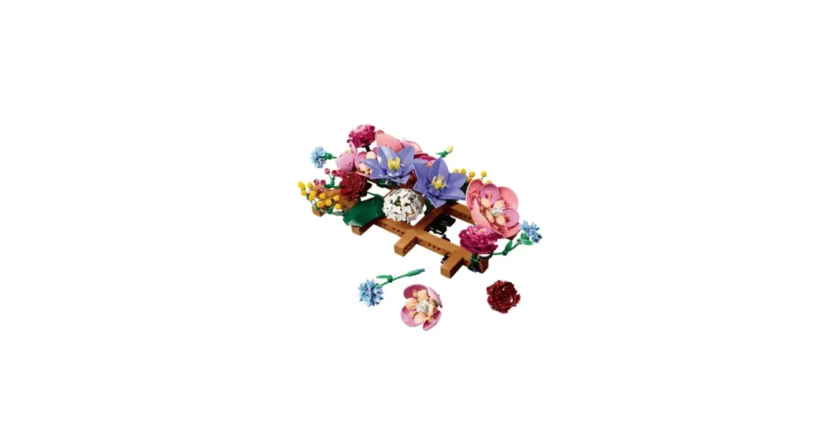 קיר פרחים לבנים-צבעוניים