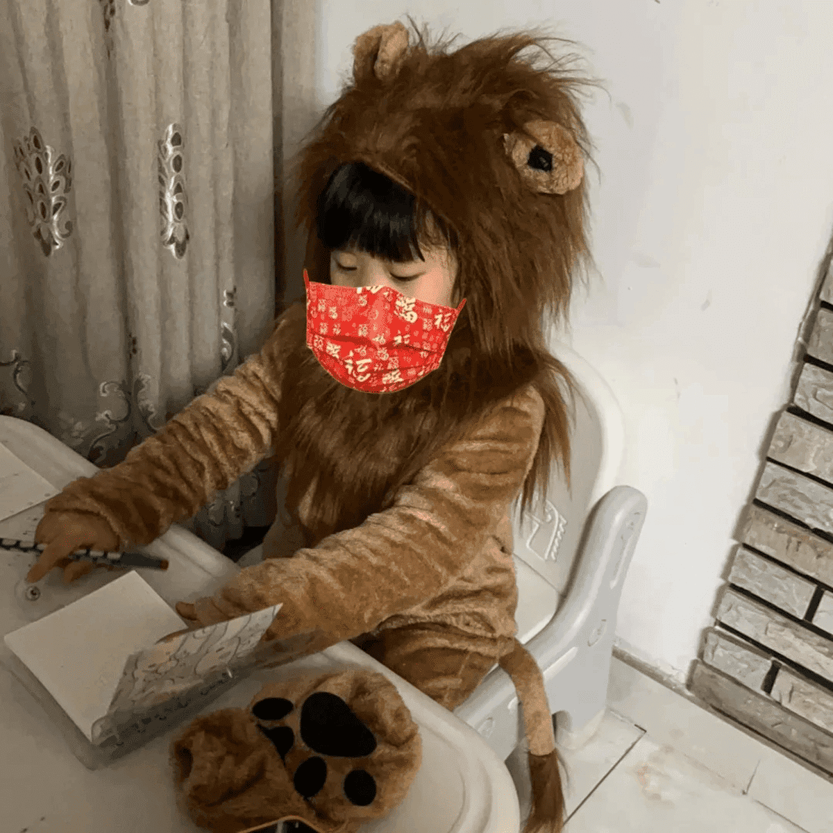 תחפושת האריה מלך לילדים