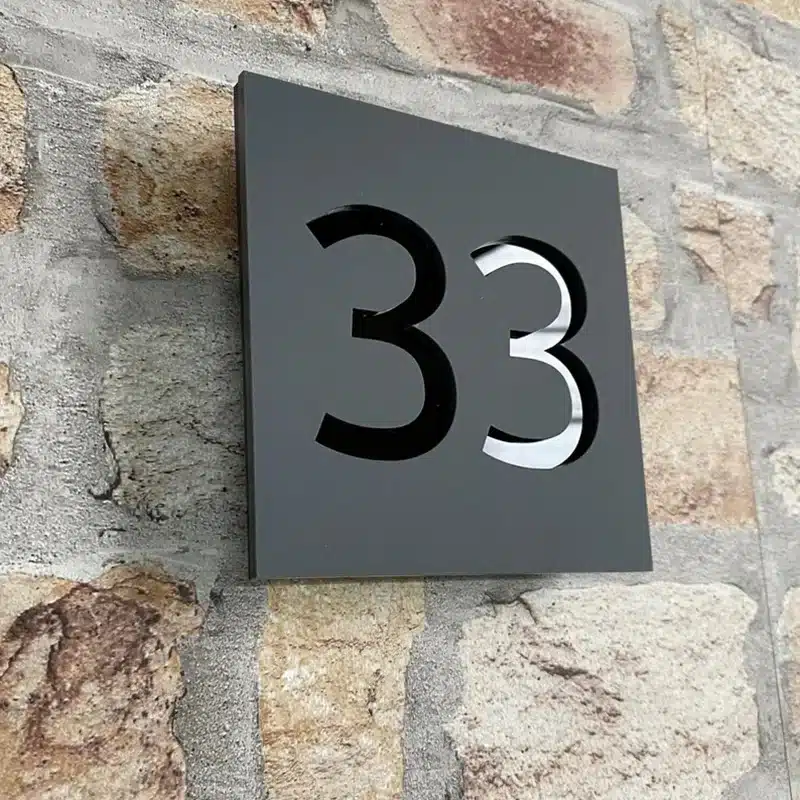 שלט בית מעוצב דו צדדי