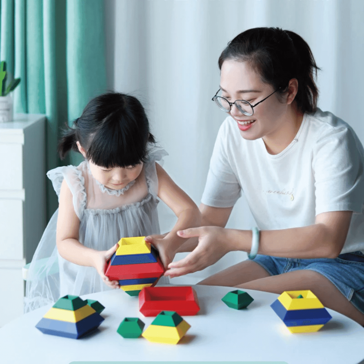 סט אבני הבניין לגיאומטריה 3D – צעצוע חינוכי לילדים