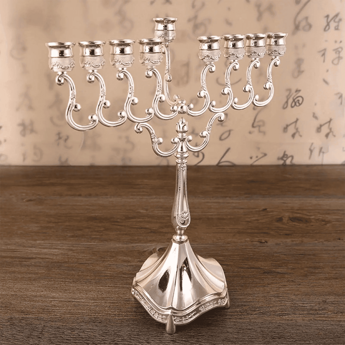 פמוט מתכת 9 סניפים לקישוט חנוכה ואירועים